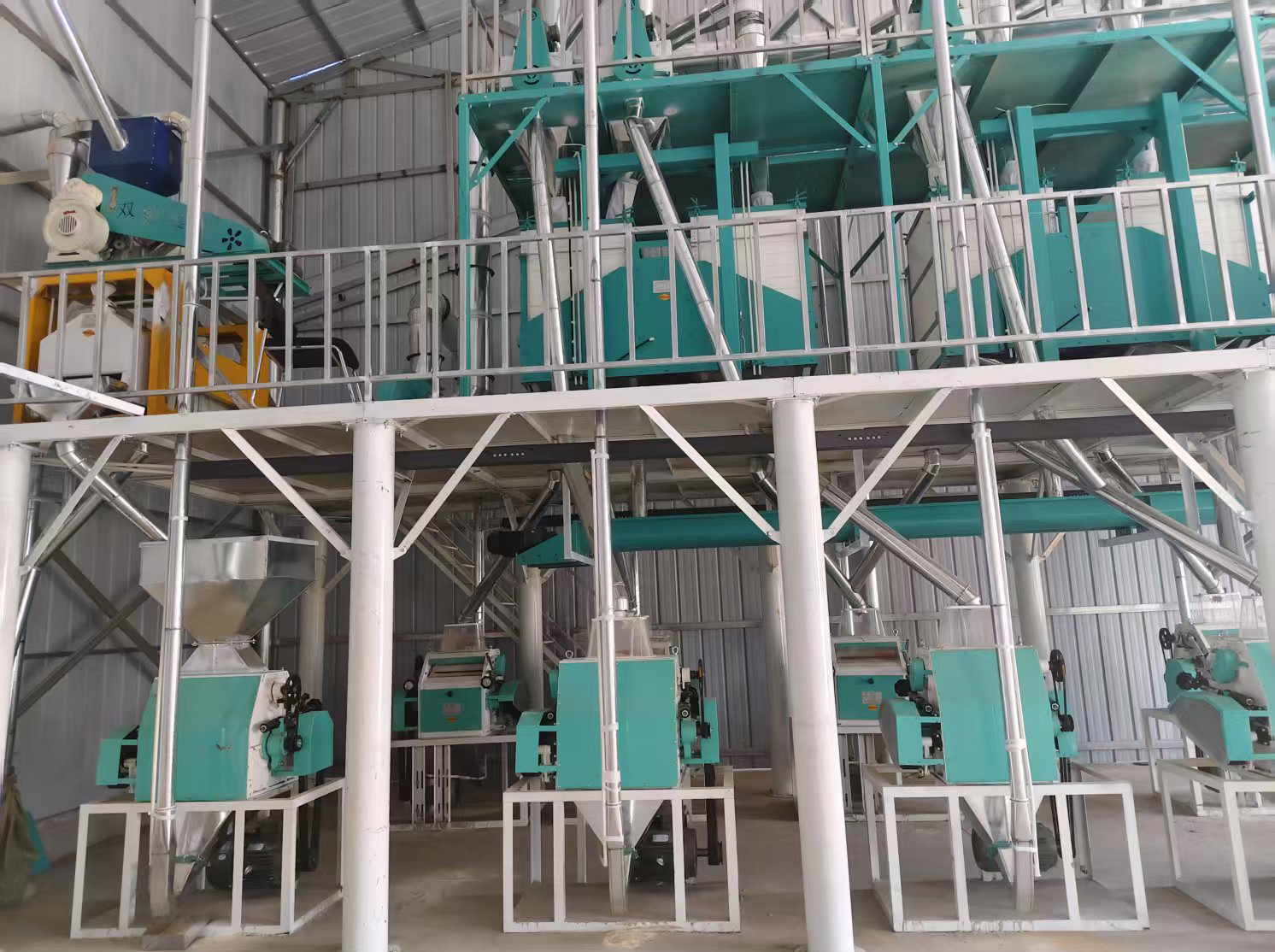 內蒙通遼開魯縣40噸面粉機生產線